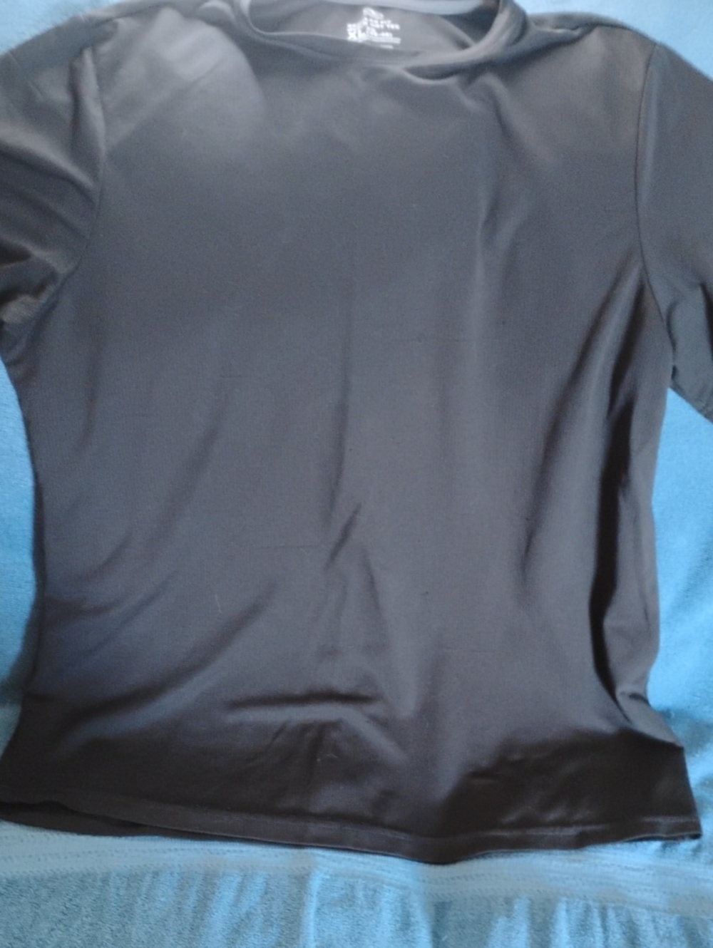 Athletic Works Black Short-Sleeve Crewneck Tee
